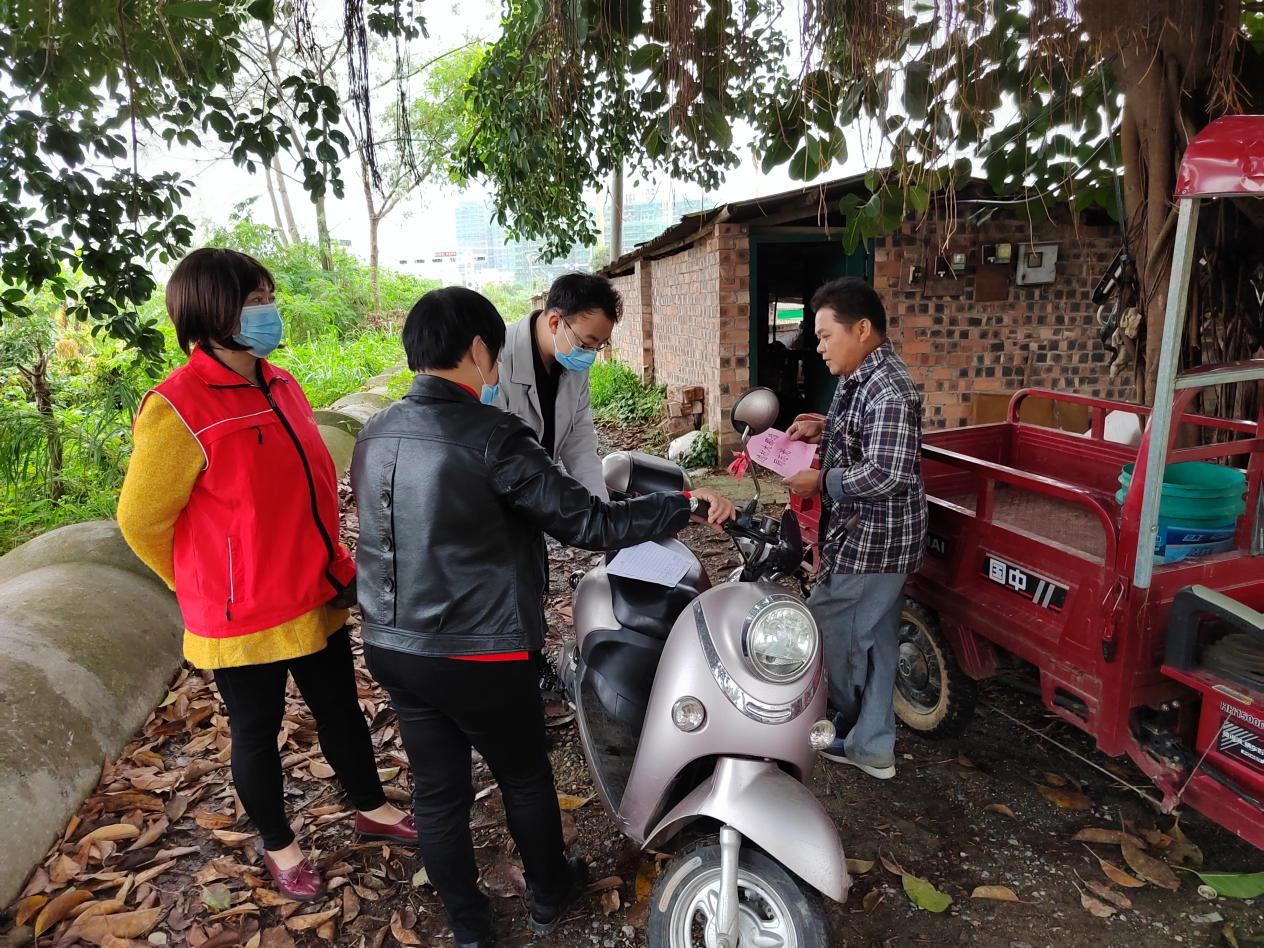 我委派驻田东县挂职干部调研帮扶政策落实情况