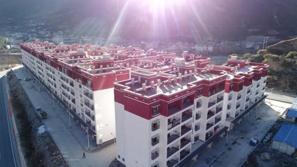 德钦县拖顶乡集镇安置点