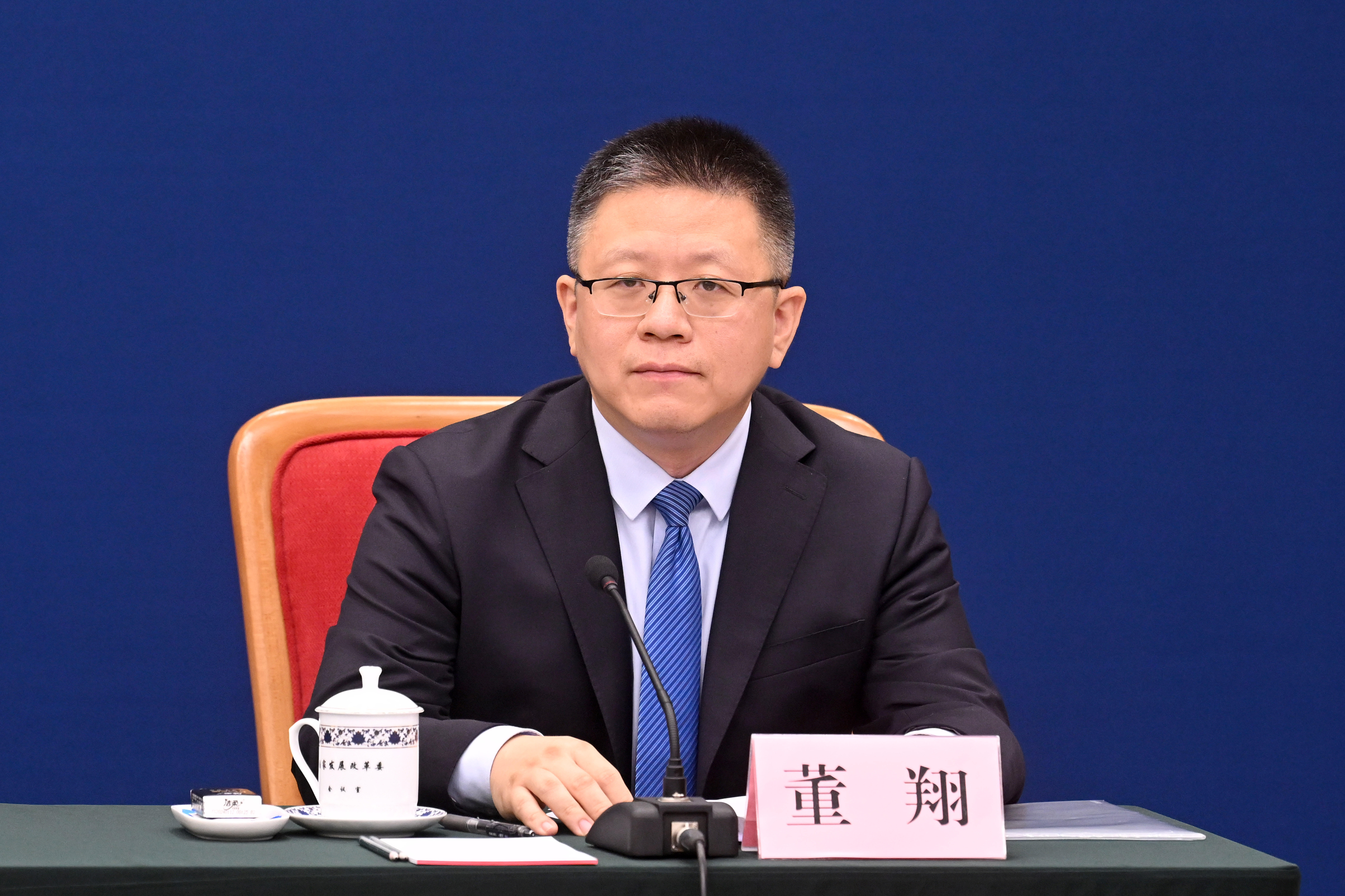 董翔.jpg